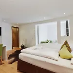 Reichsstadt - Und Restaurant Hotel 4*