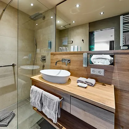 Reichsstadt - Und Restaurant 酒店 4*