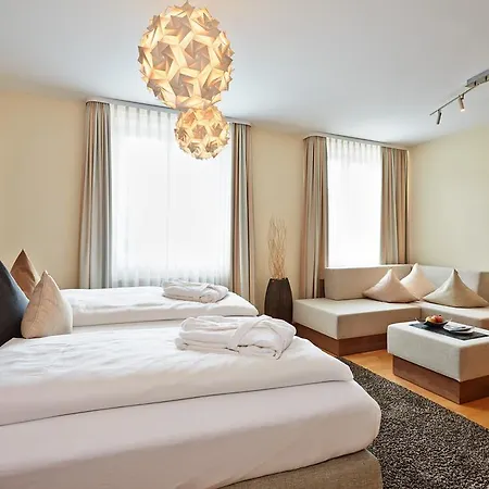 Reichsstadt - Und Restaurant Hotel 4*