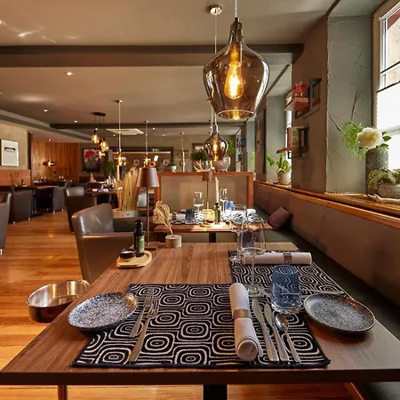 Die Reichsstadt - Und Restaurant فندق غينغنباخ