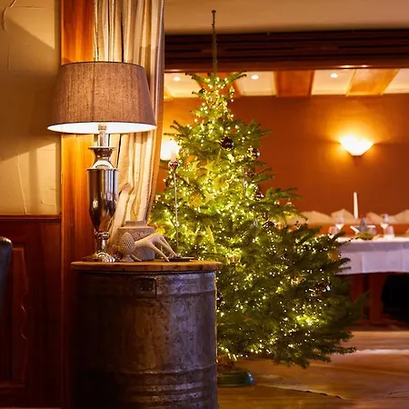 Reichsstadt - Und Restaurant Hotel 4*